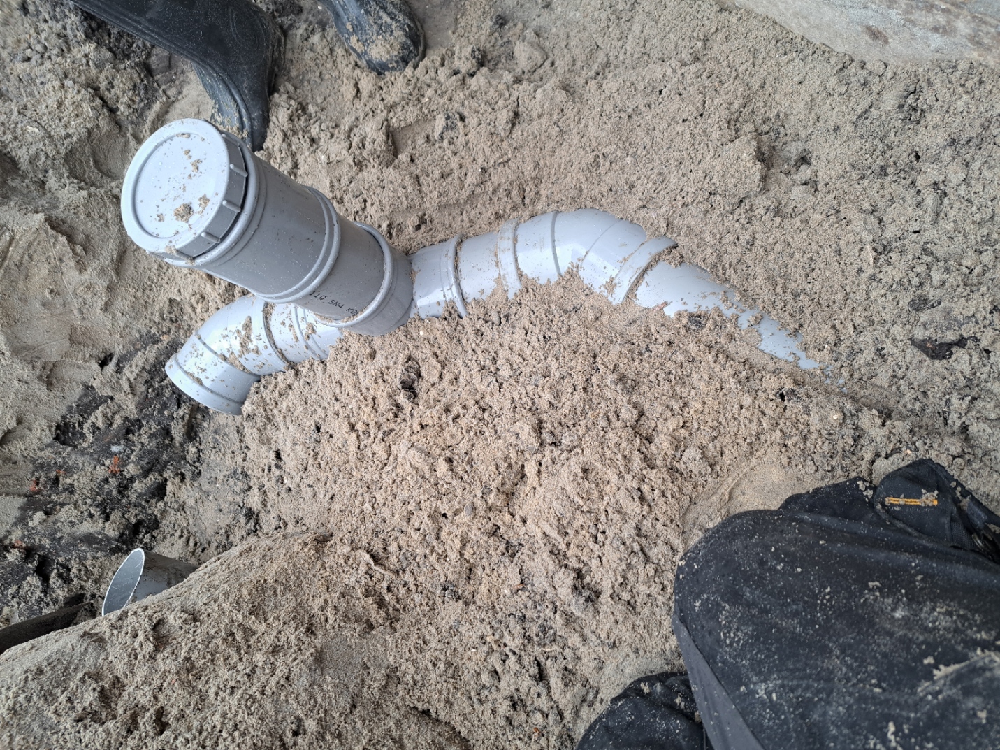 Ontstoppingstuk in nieuwe rioolleiding